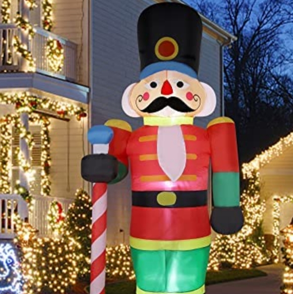 8ft inflatable Christmas nutcracker - Picture 1 of 1